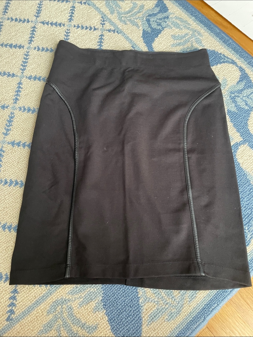 Max studio skirt